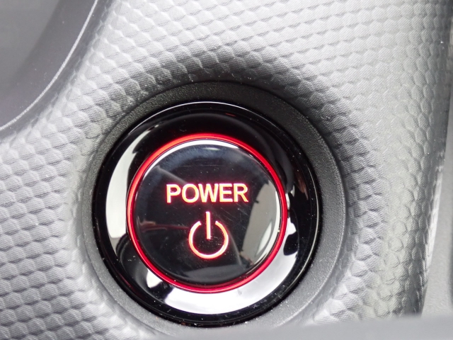 �v�b�V���X�^�[�g�ŃG���W���n����