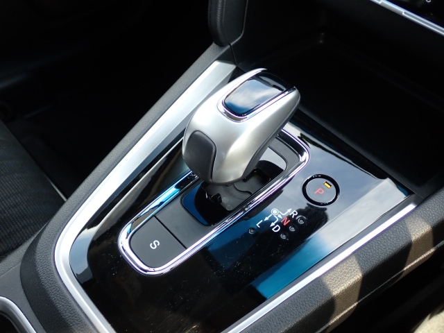 �V�t�g�m�u�̓X�����Ȃ��A���ꂢ�ȏ�Ԃł��B���ł��G��镔�������ꂢ���Ƒ�؂ɏ���Ă������Ƃ�������܂���B