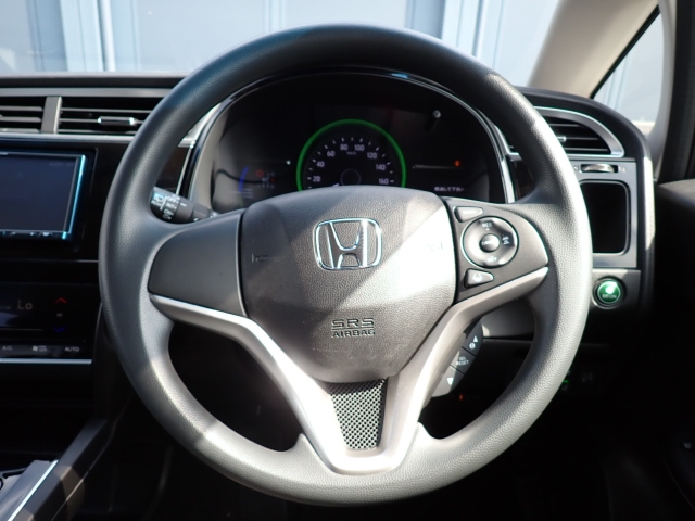 �X�e�A�����O�͂ƂĂ����ꂢ�ȏ�Ԃł���