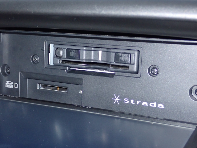 ETC���ڂł��B�L�����H�̗������Œ�Ԃ��鎖�Ȃ��X���[�Y�ɒʉ߂ł��܂��B