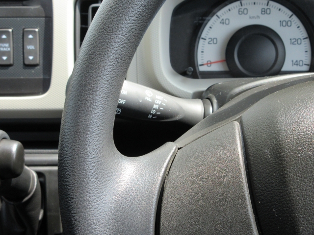 �C���� �I���b�N�X�����ԕۏ؁i1�N�ԑ��s�����������̕ۏ؁����Օi�����ڍ׃R�`����http://www.orixcar.jp/ucar/differ/#guarantee�j�ň��S�h���C�u