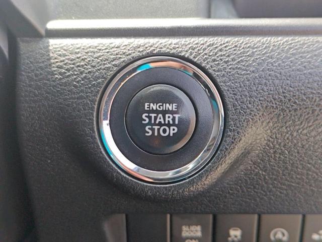 当社は、法定費用と車両外諸費用を含んだ総額表示店です。総額表示の金額を確認して下さい。総額には、整備代・税金含みます。