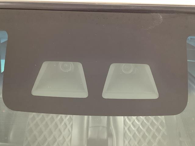 【キレイなおクルマがお待ちしております】兵庫ダイハツでは店舗入庫前に当社再生工場にてクリーニング！店舗でも定期的に洗車♪品質には自信があります！お気軽にご来店下さい。