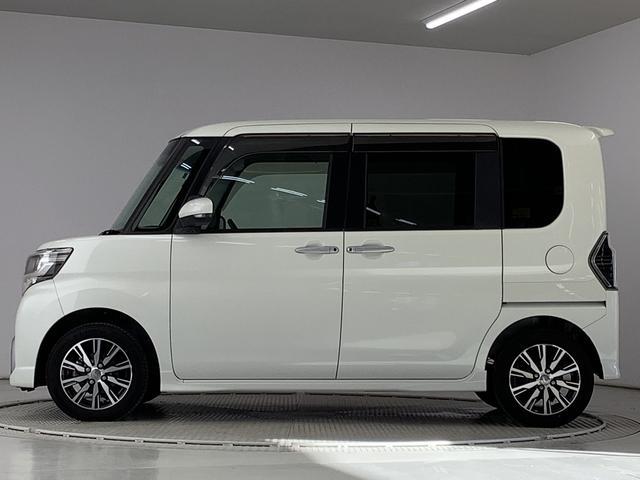 【内装クリーニング】内装ルームクリーニング済みです。しっかり綺麗にしていますので、是非、お確かめください。車に自信があるからこそ、是非一度ご来店頂き内外装も見てもらえると幸いです。