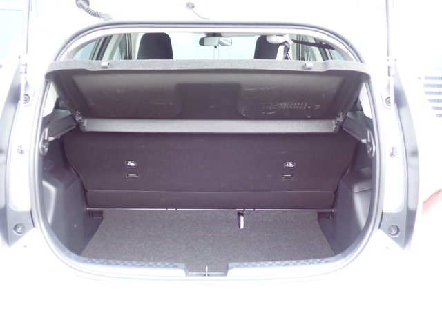 通常時のラケッジスペースです！大きな開口で荷物の乗せ降ろしも楽に行えます。
