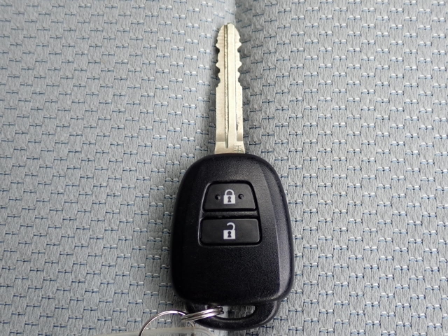 ボタン一つでらくらく開錠、施錠♪リモコンキー付きです