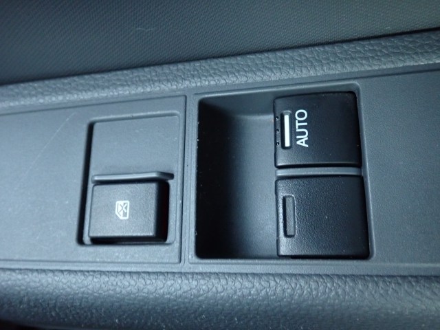 �O�Ȃ̑��̊J�͓d���ɂȂ�܂��̂ŁA�֗��ł���ˁB