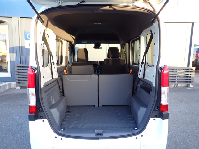 �ʏ펞�̃��P�b�W�X�y�[�X�ł��I�傫�ȊJ���ŉו��̏悹�~�낵���y�ɍs���܂��B