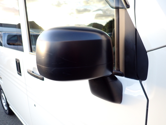 �I���b�N�X�F�蒆�ÎԂ͑S�ԊӒ菑�t���B�������AIS�̌�����S�ԗ��Ɏ��{��1�䂲�Ƃɕ]���_�̂����F�菑�̔��s���s���Ă���܂��B