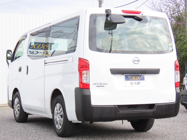 ���Ԃ̕��́A��֓� �u���C���^�[IC�v�~��Ă���