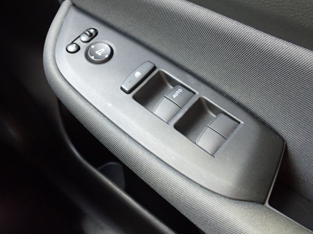 �d���i�[���h�A�~���[�E�p���[�E�B���h�E�������Ă��܂��B