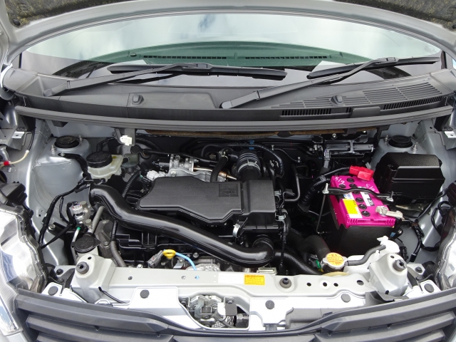 �G���W�����[�������ꂢ�ł���B�@�֋@�\�n���ǍD�ł��B�[�ԑO�ɓ_���������s���܂��B�G���W���I�C���E�I�C���t�B���^�[�E�G�A�R���t�B���^�[�E���C�p�[�S���͕K�������v���܂�