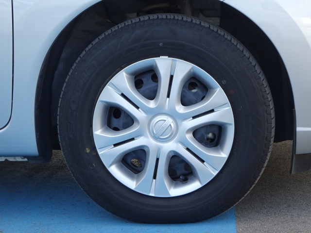 �ԑ̂̕��͋C�ƍ����Ă��鏃���z�C�[���L���b�v�d�l�ł��B