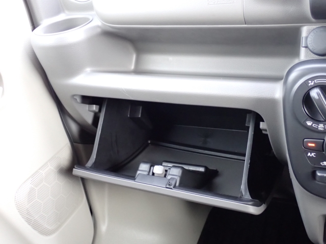 ���[�����Ղ�O���[�u�{�b�N�X�B