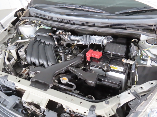 �G���W�����[�������ꂢ�ł���B�@�֋@�\�n���ǍD�ł��B�[�ԑO�ɓ_���������s���܂��B�G���W���I�C���E�I�C���t�B���^�[�E�G�A�R���t�B���^�[�E���C�p�[�S���͕K�������v���܂��i�G�A�R���t�B���^�[�́A�����Ԃ̂݁j