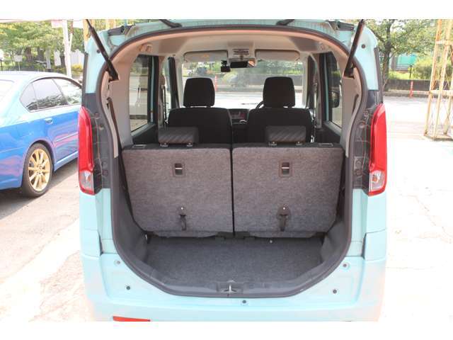 支払総額は、車体価格、法定費用、整備点検