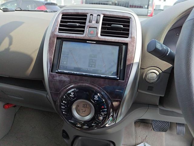 当社は法定費用と車両外諸費用を含んだ総額表示点です。ヤフ-の中古車サイトをご覧の方は（メ-ル見積もり・在庫を確認する）のボタンを押して総額表示の金額を確認して下さい。総額には（車検）整備代税金含みます