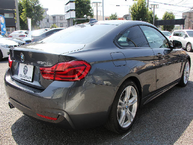 県内最大級の大型展示場！更にガレージ完備！専門店だからできる幅広いラインナップ！ご希望の車種がない場合もお気軽にお申し付け下さい。当社ネットワークでご希望の車両を探して参ります。