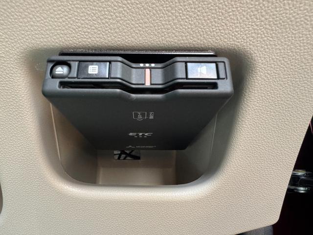 �ԗ��ڍׂȂǁA���C�y�ɃX�^�b�t�܂ł��A�����������B