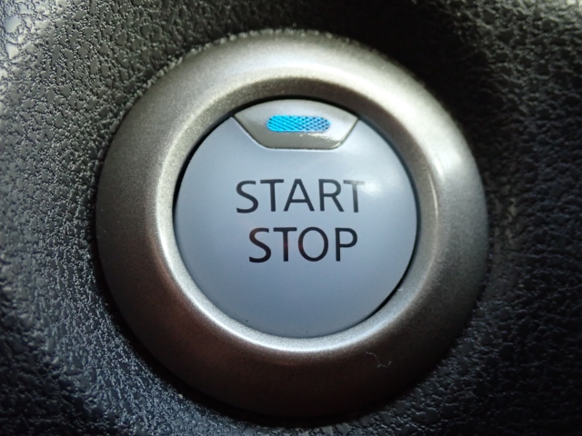 �v�b�V���X�^�[�g�ŃG���W���n����