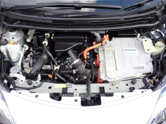 �G���W�����[�����Y��ł���B�@�֋@�\�n���ǍD�ł��B�[�ԑO�ɓ_���������s���܂��B