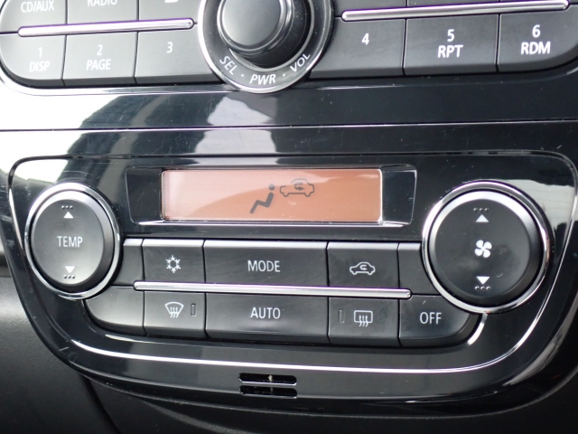 �I�[�g�G�A�R�������B���x�ݒ肪�o���āA�������K�ł���B