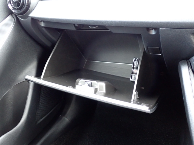 ���[�����Ղ�O���[�u�{�b�N�X�B