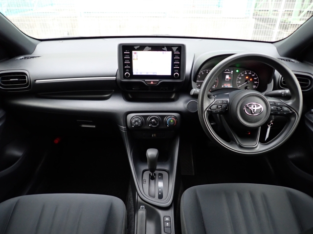 オリックス認定中古車は外部機関ＡＩＳの厳格な検査を全車実施し修復暦が無く状態の良い車両を厳選しておりますので安心してお買い求め頂けます！　保証も充実で安心！