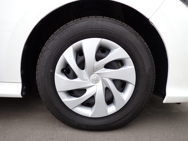 ★純正ホイールキャップ(^^♪★車体の雰囲気と合っているのは純正品ならではですね！