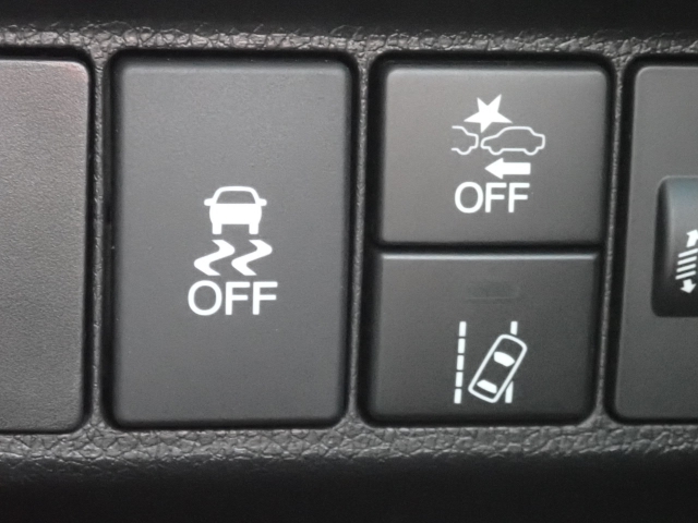 �����h�~�@�\�A�Փˉ���y���u���[�L�t���ŁA�����S�Ƀh���C�u�����y���݂��������܂���