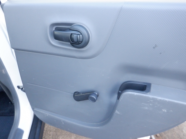 �����E�C���h�E�͎蓮�ł̊J�ɂȂ�܂��B