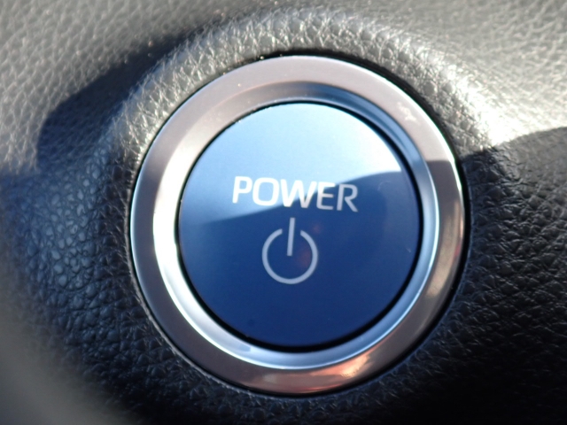 �v�b�V���X�^�[�g�ŃG���W���n����