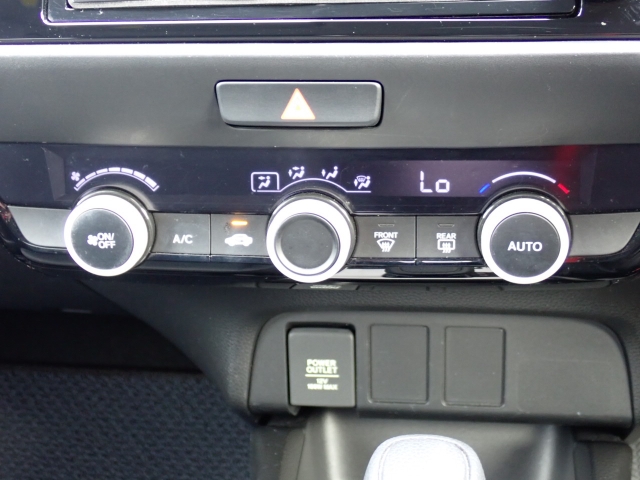 �I�[�g�G�A�R�������B���x�ݒ肪�o���āA�������K�ł���B