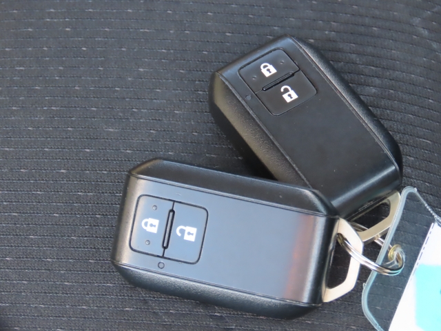 �L�[���|�P�b�g�ɓ��ꂽ�܂܂ł��G���W���n�m�^�n�e�e�A�h�A�{���^�J���\���֗��ȃX�}�[�g�L�[�t�ł���