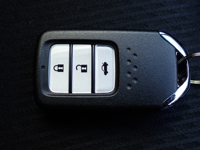 とっても便利なスマートキーシステム装備です！