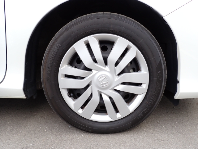 ★純正ホイールキャップ(^^♪★車体の雰囲気と合っているのは純正品ならではですね！