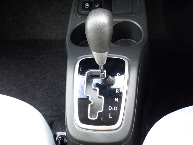 �V�t�g�m�u�̓X�����Ȃ��A���ꂢ�ȏ�Ԃł��B���ł��G��镔�������ꂢ���Ƒ�؂ɏ���Ă������Ƃ�������܂���B