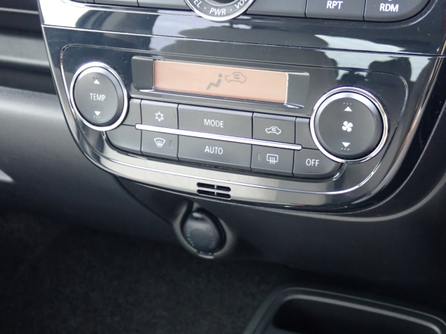 �I�[�g�G�A�R�������B���x�ݒ肪�o���āA�������K�ł���B