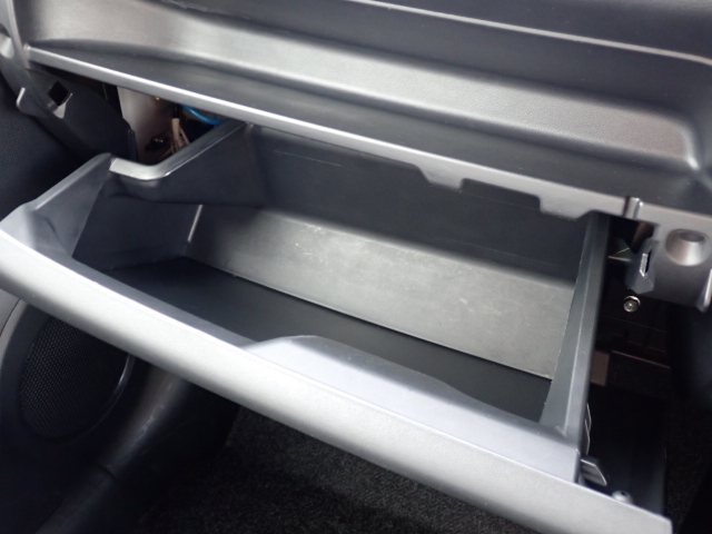 ���[�����Ղ�O���[�u�{�b�N�X�B