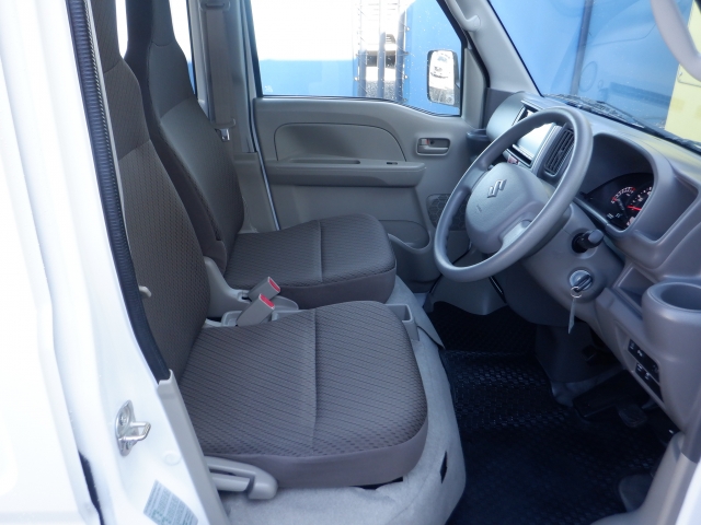 �t�����g�V�[�g����ԗǍD�ł���B�傫�ȉ�����Ȃ��A���S�ł��B����S�n�������ł���B