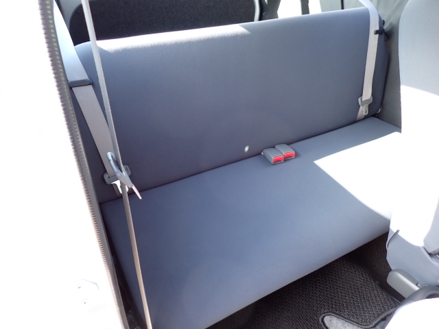 リヤシートになります。ぜひご来店頂き、状態をご確認ください。