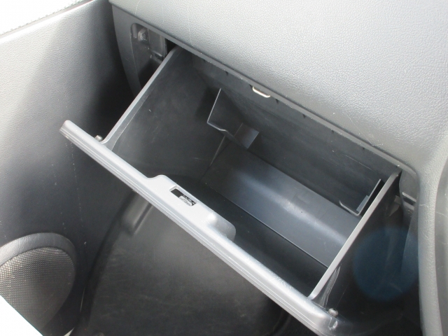 �Ԍ��ؓ��ꓙ���ވꎮ�����[�ł���O���[�u�{�b�N�X�ł��B