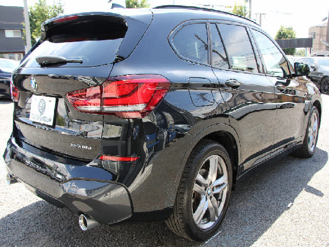 県内最大級の大型展示場！更にガレージ完備！専門店だからできる幅広いラインナップ！ご希望の車種がない場合もお気軽にお申し付け下さい。当社ネットワークでご希望の車両を探して参ります。