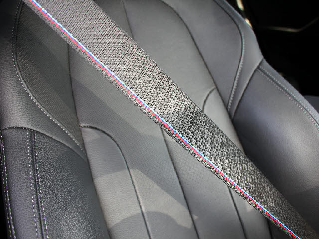 県内最大級の大型展示場！更にガレージ完備！専門店だからできる幅広いラインナップ！ご希望の車種がない場合もお気軽にお申し付け下さい。当社ネットワークでご希望の車両を探して参ります。