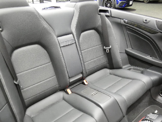 ■納車前はしっかりとした整備を行い、記録簿を発行致します。全車無料２年保証をお付け致しております！！■オイル交換も４カ月毎に３年間、無料交換サービスを実施しております！