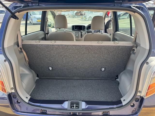 綺麗なラゲッジスペース