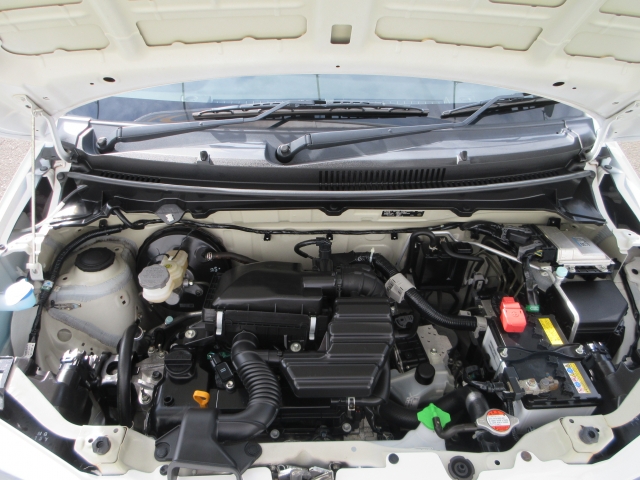 �G���W�����[�����Y��Ɏd�オ���Ă���܂��B�@�c�Ǝ��Ԃ͂P�O���`�P�W���܂ŁA���T���j������x���ƂȂ��Ă���܂��B���₢���킹���X�^�b�t�ꓯ�A���҂����Ă���܂���