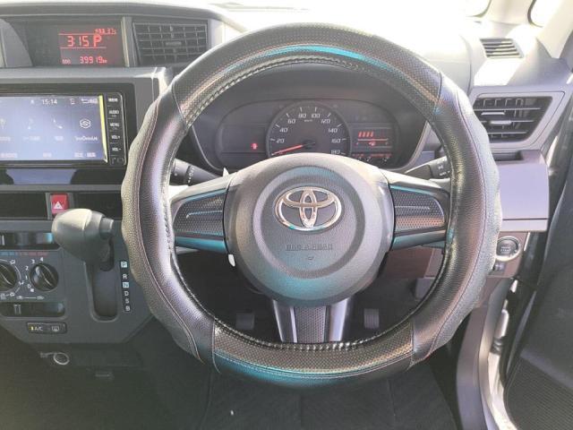 ステアリングリモコン付き！