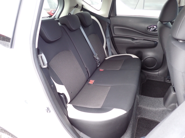 �㕔���Ȃ��ƂĂ����ꂢ�ȏ�Ԃł��B