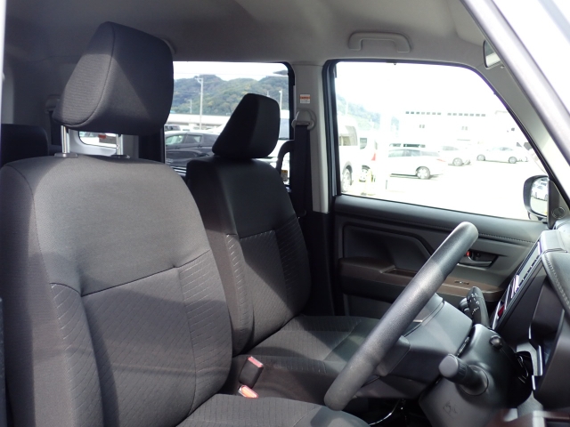 �t�����g�V�[�g�A��ԗǍD�ň��S�ł��B�傫�ȉ�����Ȃ����S�ł�